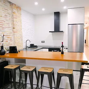 Espacioso En El Centro De Appartement