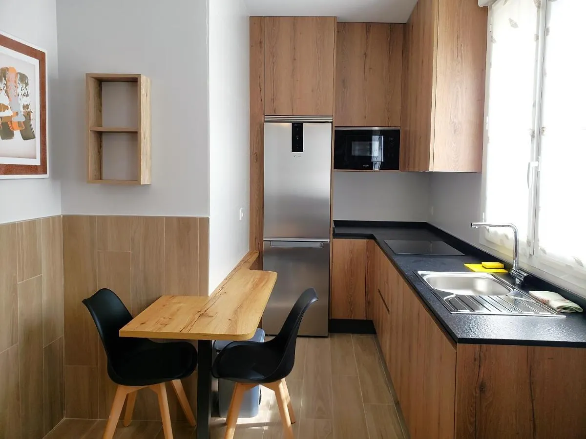 Alojamientos Pamplona Apartamentos 0*,  Spain